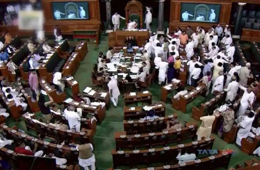 loksabha लोकसभा में हंगामा करने वाले सदस्यों पर गिरी गाज, स्पीकर ने चार सांसदों को किया निलंबित