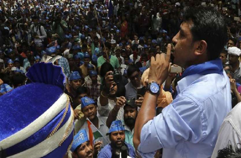 Chandrashekhar सवर्णों के आरक्षण पर दलितों ने का हल्ला बोल, भीम आर्मी ने कर दिया यह बड़ा ऐलान