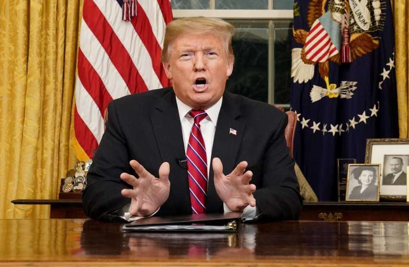 trump भारतीय मूल के शहीद पुलिस अधिकारी को ट्रंप ने बताया 'नेशनल हीरो', कहा- जरूरी है मेक्सिको सीमा पर दीवार