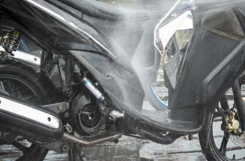 bike बाइक का ये हिस्सा होता है सबसे ज़रूरी, यहां पर पानी की एक बूंद भी कर देती है बड़ा नुकसान