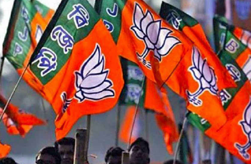 bjp भाजपा के 10 सांसदों की नेगेटिव रिपोर्ट, हारे मंत्रियों को लोकसभा लड़ाने पर विचार