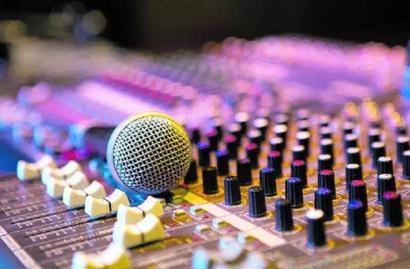 Claas on Radio Lockdown in mp : राज्य शिक्षा केंद्र की पहल, एक अप्रैल से रेडियो पर होगी छोटे बच्चों की पढ़ाई
