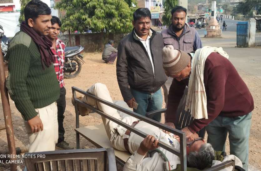 Controversy between SDO and Ranger जब एसडीओ व डिप्टी रेंजर के बीच हुई झूमा झटकी, जानिए आगे फिर क्या हुआ