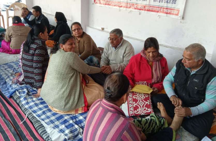camp एक्यूप्रेशर उपचार शिविर में हुआ इन रोगों का होगा उपचार...