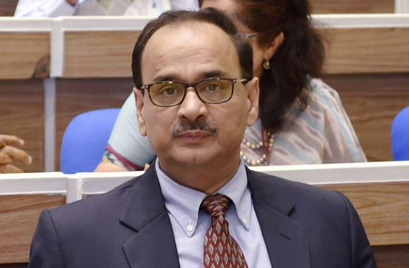 alok verma CBI निदेशक आलोक वर्मा ने काम संभालते ही लिया एक्शन, सभी तबादले किए रद्द