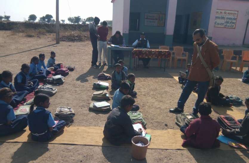 patrika लापरवाही पर लगाम कसने जिला अधिकारियों की टीम दौड़ी मैदान में
