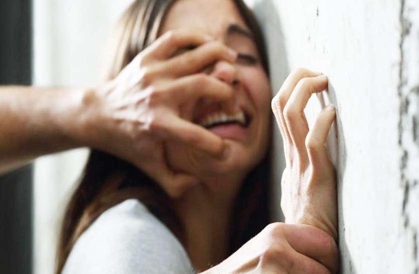 rape in shivpuri with girl for two days किशोरी से अलग-अलग दिन दो युवकों ने किया बलात्कार