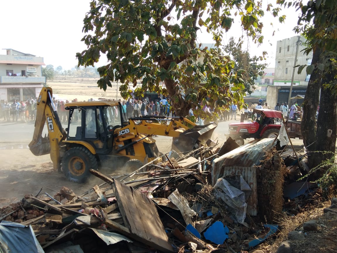 seoni एसडीएम और तहसीलदार के सख्त तेवर से हटा अतिक्रमण