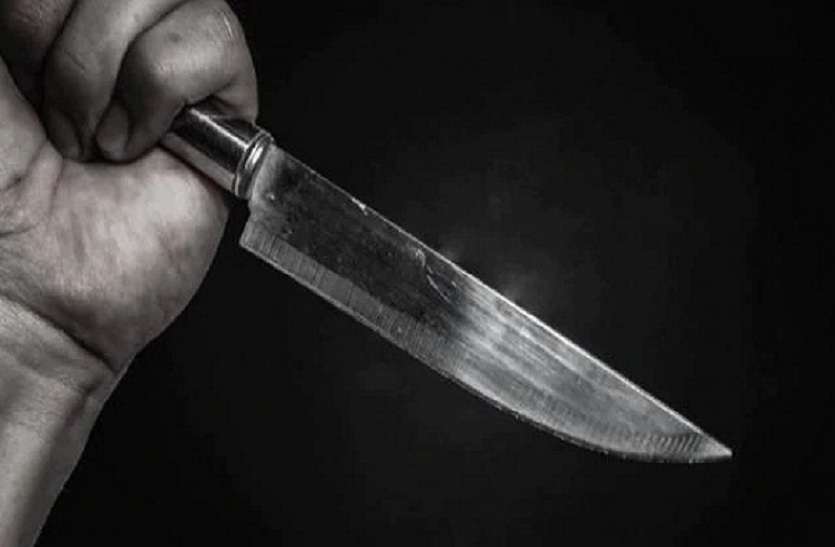 attempt टीटीई ने टिकट मांगा तो गुस्साएं युवकों ने ताबड़तोड़...
