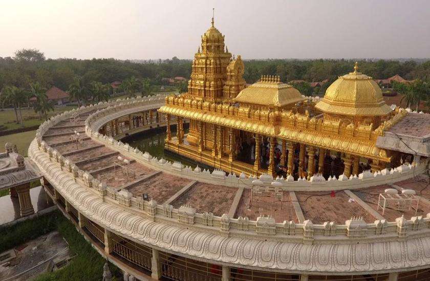 Laxmi Narayani Golden Temple in Vellore