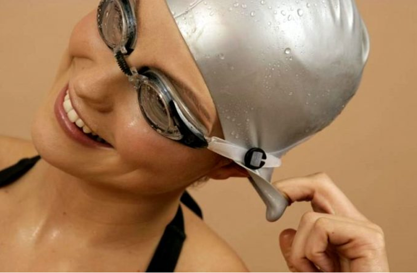 know-what-to-do-if-you-get-water-in-ear जानिए कान में पानी चला जाए तो क्या करें