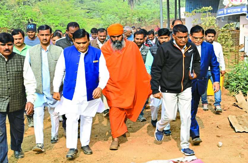 lakhan singh yadav प्रदेश में भी गो संरक्षण के लिए सेस लगाने की तैयारी,आवारा पशुओं को लेकर मंत्री ने कही यह बात,See video