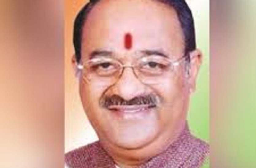 np prajapati बजट सत्र स्थगित करने पर उड़ाया था मजाक अब सामने आई कारोना की भयावहता