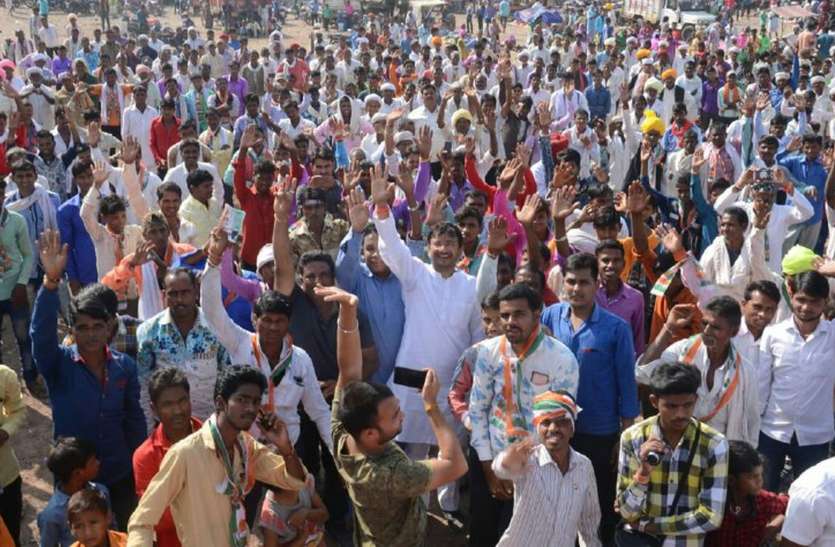 patrika प्रदेश के इस जिले में कांग्रेस तैयार कर रही अफसरों की कुंडली