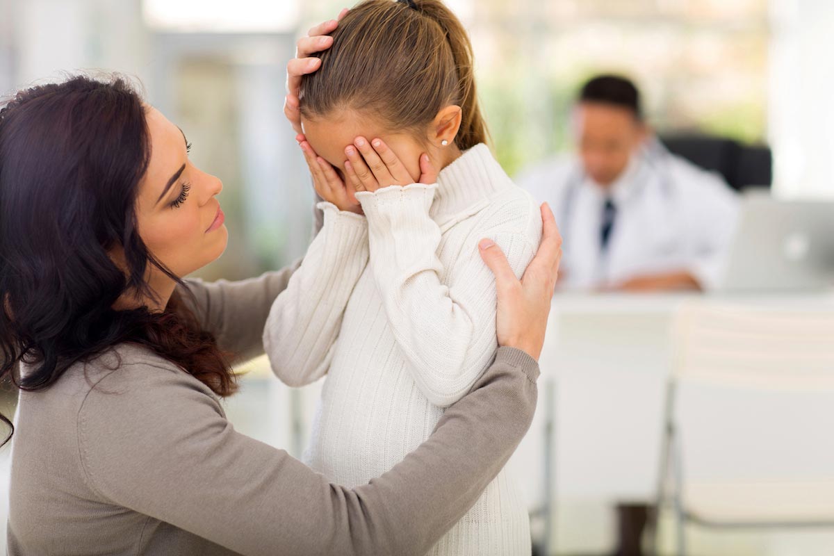 kids crying in school so get alert बच्चा भावुक है, घबराता-रोता है तो ऐसे रखें खयाल