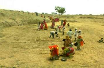Incomplete MNREGA work should be complete before march 2020 प्रदेश में मनरेगा के अधूरे कार्यों को लेकर विभाग गंभीर