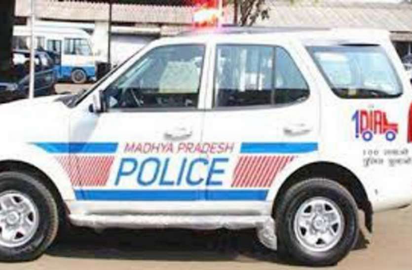 NEWS बिस्किट और अचार खाया और चोरी कर ले गए करीब डेढ़ लाख के जेवरात
