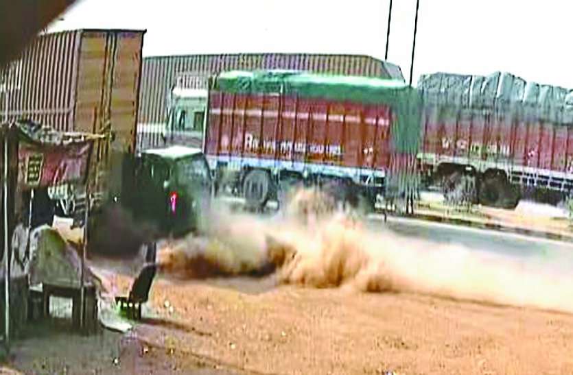 army vehicle accident in gwalior soldier death