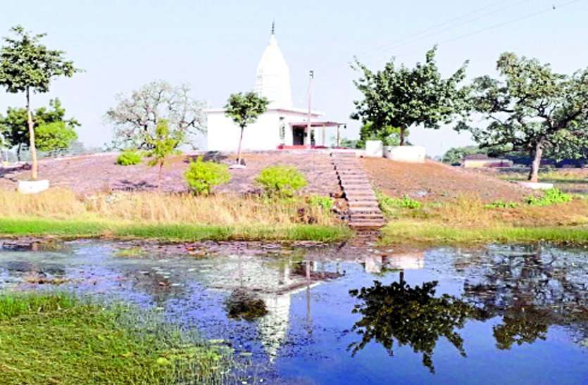 tomb temple