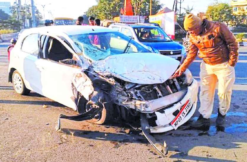 road accident सडक़ हादसे में गंभीर घायल हुआ छात्र, 22 दिन बाद हुई मौत