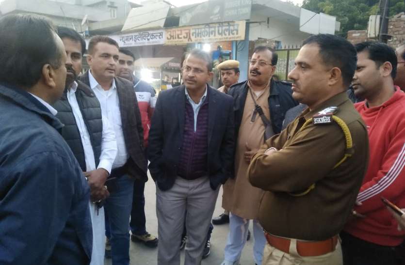 नहीं मिली पार्किंग के लिए नगर परिषद को जगह नहीं मिली पार्किंग के लिए नगर परिषद को जगह