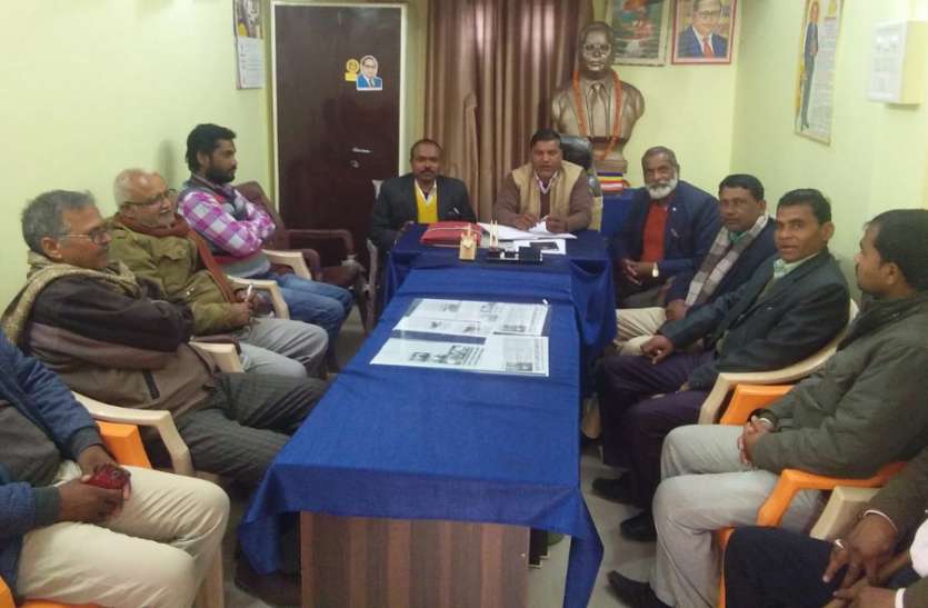 Demand for setting up a statue of former Chief Minister Govind Narayan अब उठी पूर्व मुख्यमंत्री गोविन्द नारायण सिंह की मूर्ति स्थापित करने की मांग