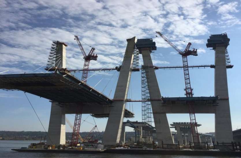 Washington,Hudson river,america news,america news in hindi,64 years old bridge over hudson river destroyed in just 5 seconds,tapan sea bridge महज पांच सेकेंड में ढेर हो गया 64 साल पुराना ये ब्रिज, भावुक होकर देखते रहे लोग