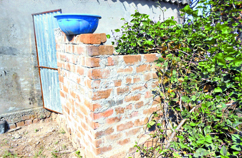 cg news शौचालय निर्माण की खुली पोल, दो साल बाद भी हितग्राहियों को नहीं मिला अनुदान