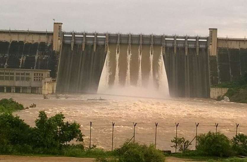 Gond project of irrigation in Singrauli-Sidhi delayed, farmers upset सिंचाई की बड़ी परियोजना में काम से पहले औपचारिकता