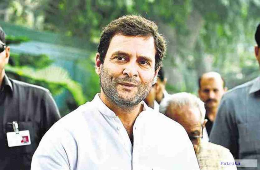 Rahul Gandhi राहुल गांधी ने सीए टॉपर शादाब हुसैन को बधाई दी