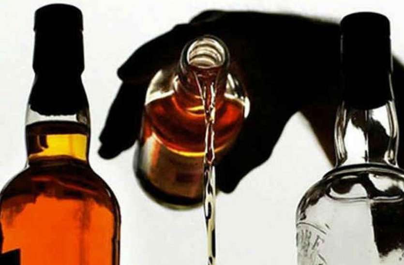 ill legal liquor are being made by sleeping pills यूरिया खाद, नींद की गोली से खुले आम बन रही है अवैध शराब