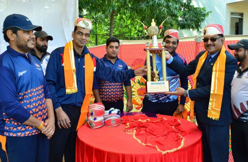 udaipur 53 रन की पारी देकर वोरीअर ने बनाए 156 रन