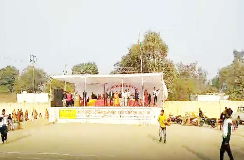 20th National Youth Volleyball Competition in dabra 24 राज्यों के 350 खिलाड़ी यहां दिखाएंगे दमखम,पूरे देश के लोगों की है नजर,SEE VIDEO