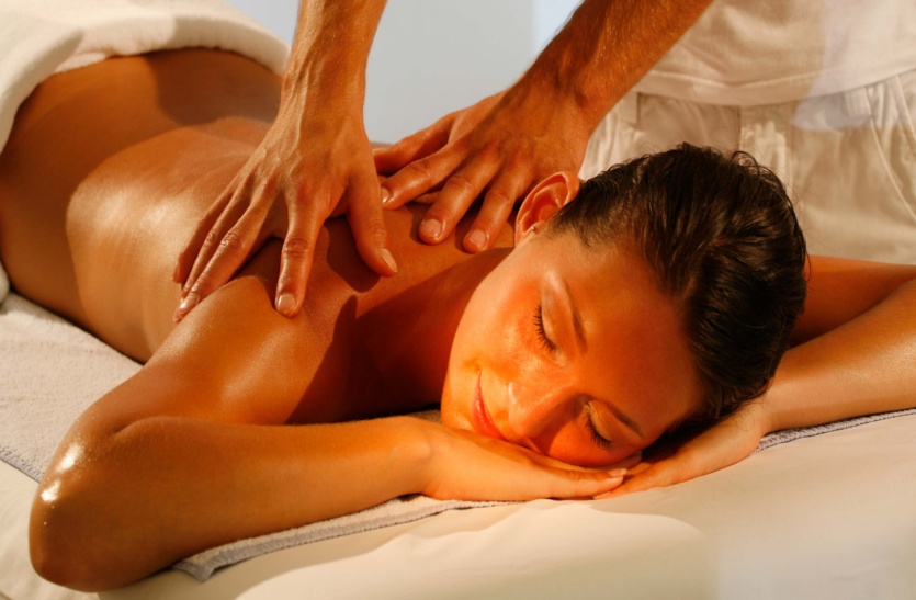bones-will-be-strong-by-massaging-in-the-sun धूप में मालिश करने से हड्डियां होंगी मजबूत