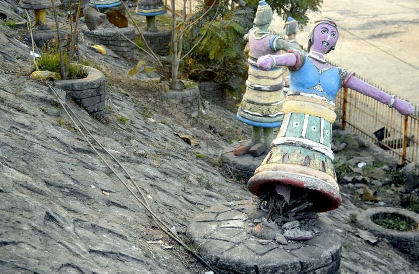 बेनूर हो गए शहर के सौन्दर्यीकरण बेनूर हो गए शहर के सौन्दर्यीकरण
