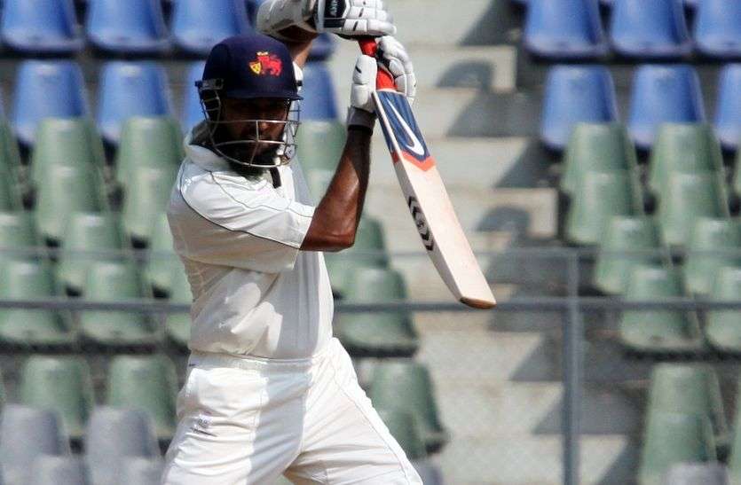 Ranji trophy रणजी ट्रॉफी फाइनल : सौराष्ट्र के पटेल के शतक से तीसरे दिन मैच बराबरी पर पहुंचा