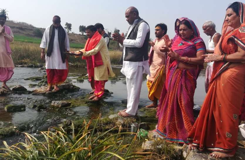 seoni वात्सल्य, अनुराग, प्रेम की निर्मल जलधारा है बैनगंगा