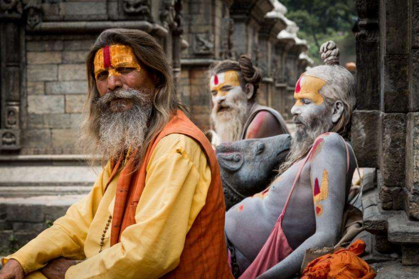 नागा साधुओं का अंतिम संस्कार