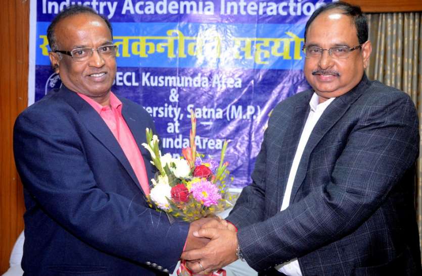 Discussion on safety with coal production कोयला उत्पादन के साथ सुरक्षा पर चर्चा