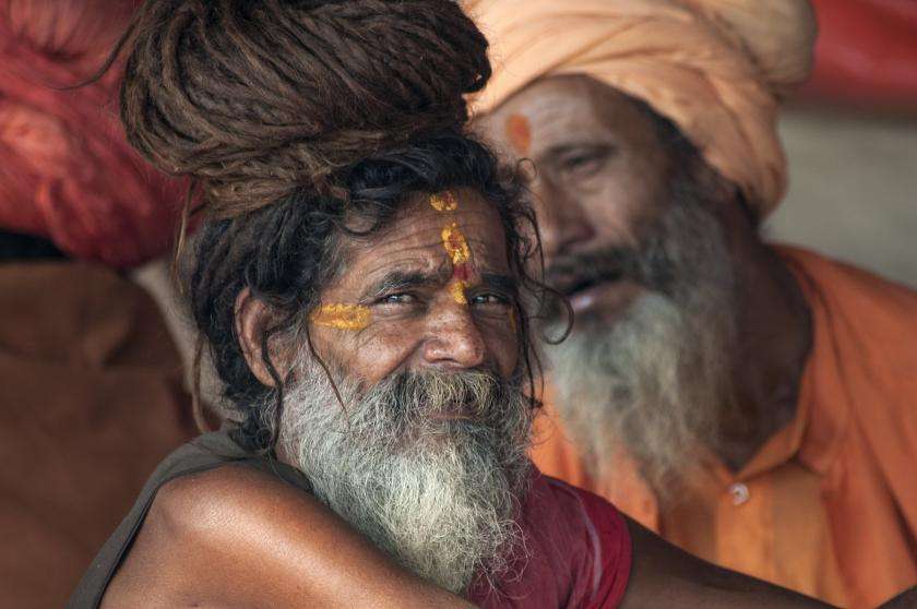 नागा साधुओं का अंतिम संस्कार