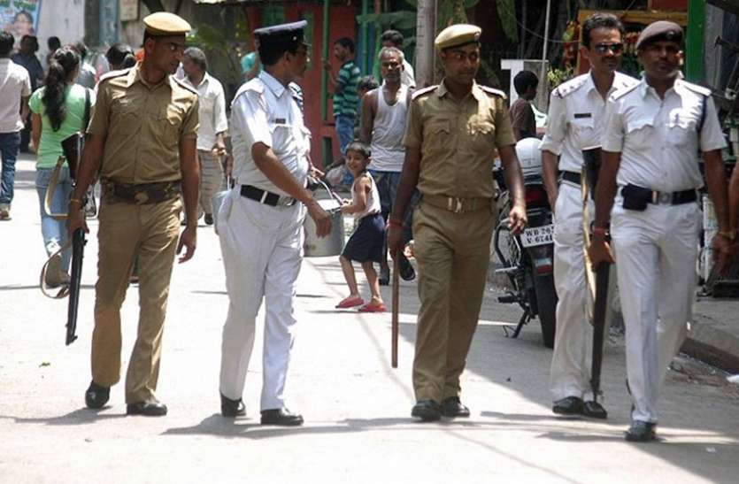 know why kolkata police wear white uniform instead of khaki सिर्फ कोलकाता पुलिस की वर्दी का रंग क्यों होता है सफेद, जबकि पश्चिम बंगाल के साथ-साथ पूरे देश में है खाकी