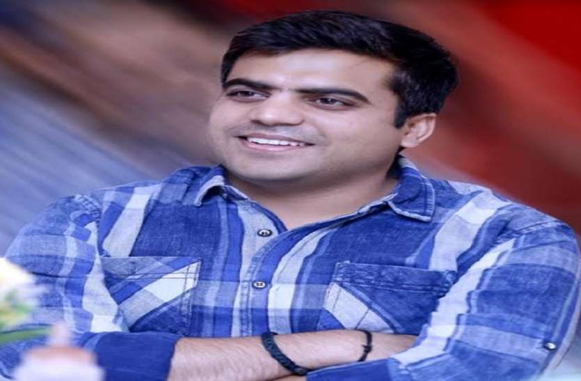 tejpratap singh may elected in vidhan sabha chunav from mainpuri seat सांसद तेजप्रताप सिंह यादव को लड़ाया जाएगा विधानसभा चुनाव, लेकिन सीट अभी स्पष्ट नहीं