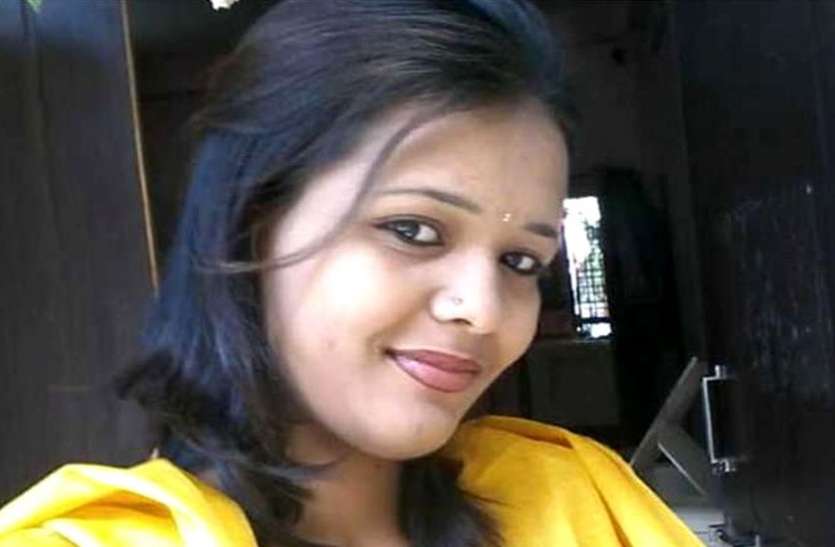 twinkle ट्विंकल डागरे हत्याकांड की मुख्य गवाह पर चढ़ा ऑटो, एक लडक़ी भी घायल