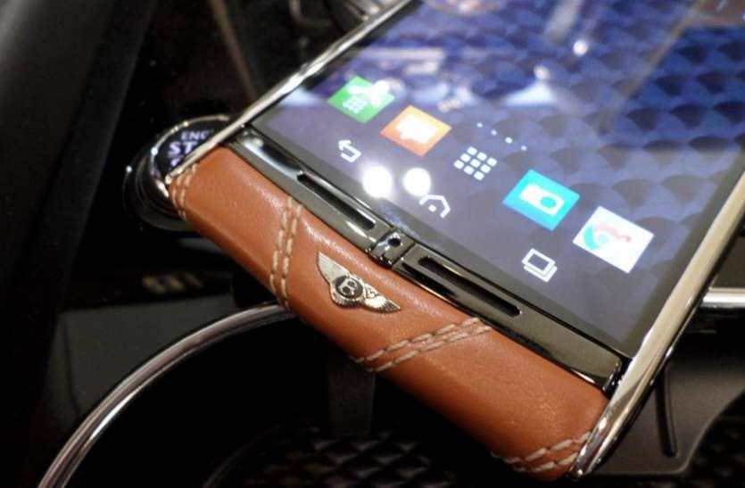 Smartphone ये है दुनिया का सबसे महंगा Smartphone, इसे खरीदने के लिए करनी होती है एडवांस बुकिंग