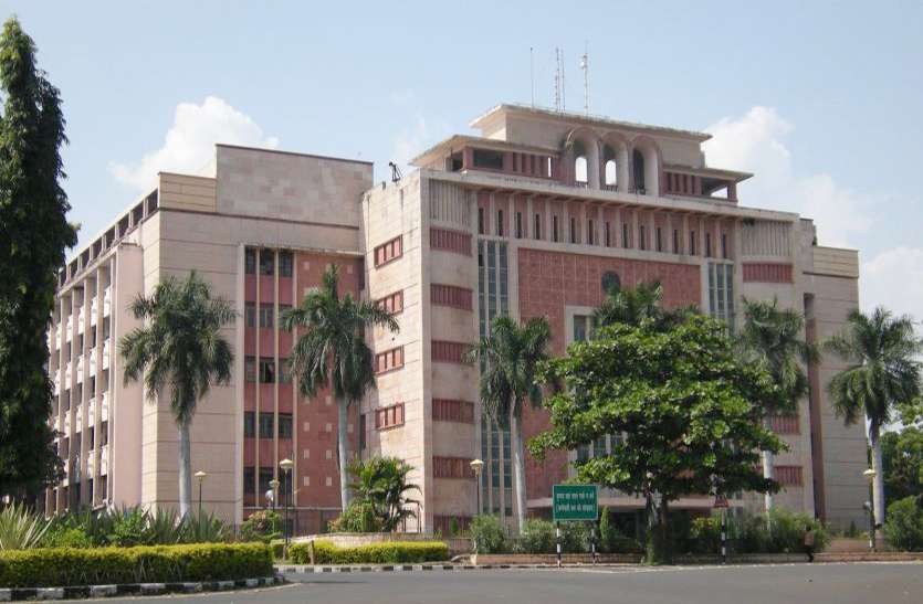 transfer पॉवरफुल रहे आईएएस सुलेमान को भेजा लूप लाइन में भेजा सरकार ने
