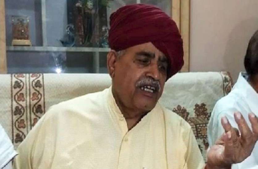 Gurjar Arakshan Andolan: Rajasthan High Court issues notice गुर्जर आरक्षण मामला: PIL पर हाईकोर्ट सख्त, आंदोलन में रेल-सड़क रोकने पर बैंसला को नोटिस जारी