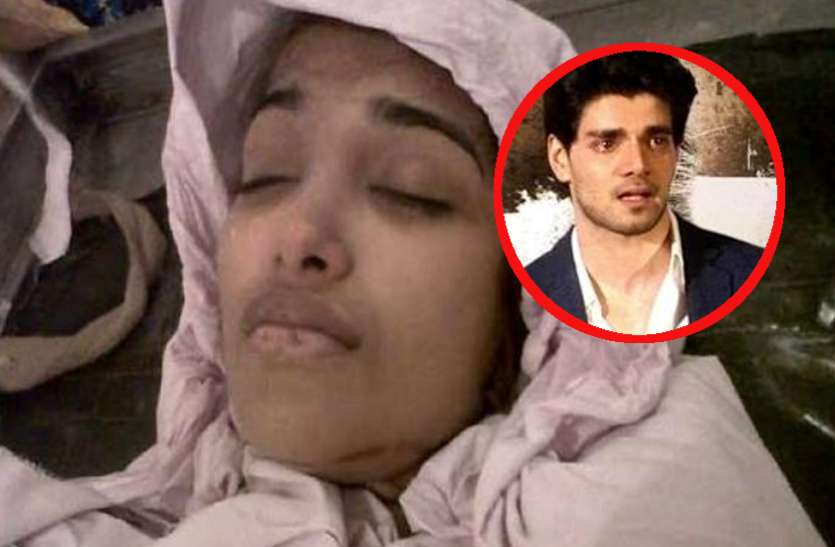 Jiah Khan Suicide Affair With Sooraj Pancholi à¤– à¤«à¤¨ à¤• à¤¥ à¤µ à¤® à¤œà¤° à¤œà¤¬ à¤•à¤®à¤° à¤® à¤²à¤Ÿà¤• à¤® à¤² à¤‡à¤¸ à¤…à¤¦ à¤• à¤° à¤• à¤² à¤¶ 6 à¤¸ à¤² à¤¸ à¤• à¤¸ à¤® à¤« à¤¸ à¤¹ à¤¯ à¤®à¤¶à¤¹ à¤° à¤à¤• à¤Ÿà¤° Patrika News jiah khan suicide affair with sooraj