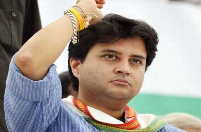 congress और इस तरह ज्योतिरादित्य गांधी परिवार के बाद कांग्रेस के सबसे ताकतवर नेता बन गए?