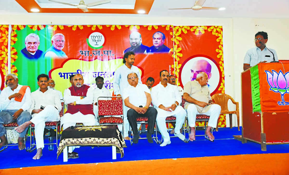 BJP meeting in Chhindwara कांग्रेस के झूठ का पर्दाफाश करने यहां हो रही मशक्कत
