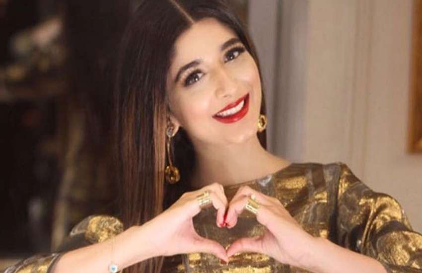 pakistani-actress-mawra-hocane-tweet-on-pulwama-attack